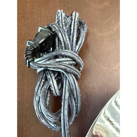 Advantage 2319E Electric Travel Iron Vintage Folding Handle 8' Cord, Box, Works! - Picture 13 of 16